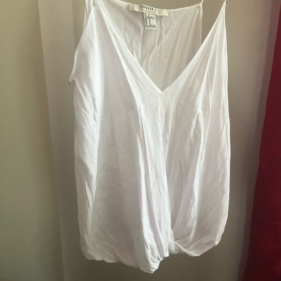 Women crop tops - Picture 1 of 3